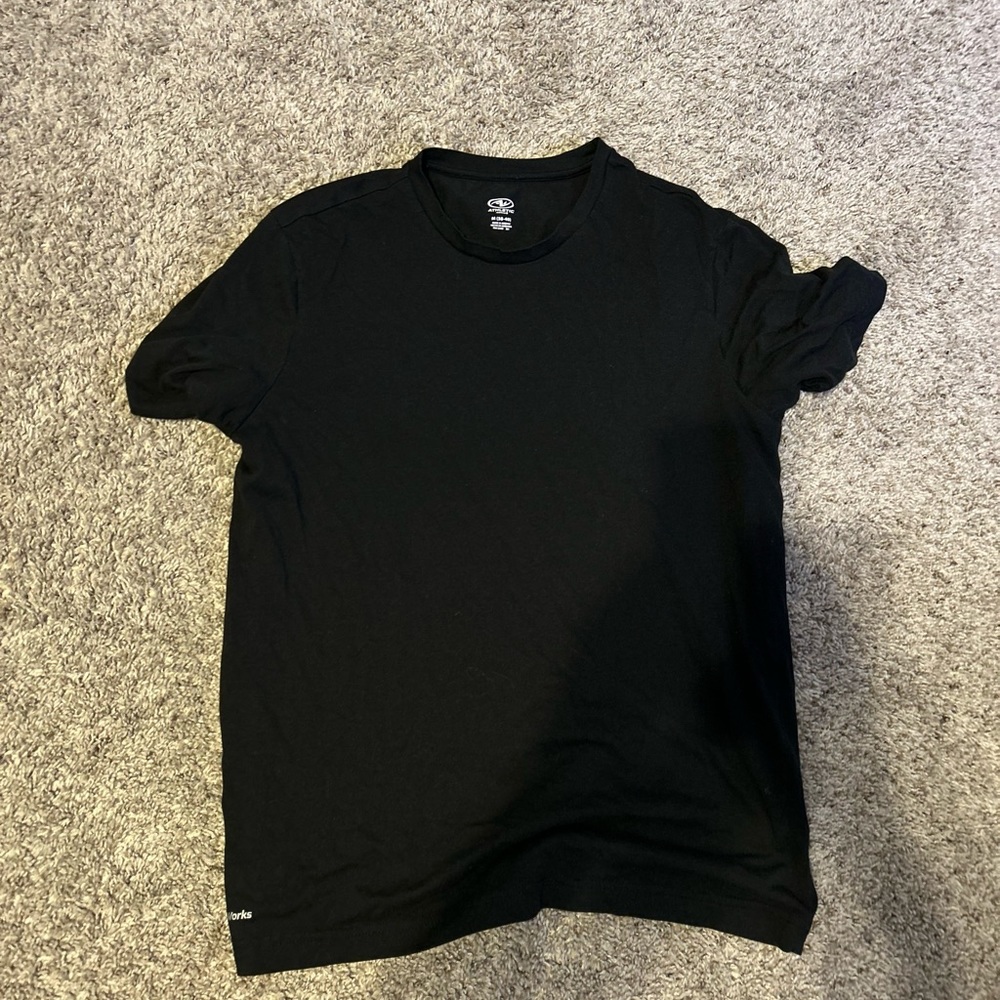 Plain black short sleeve